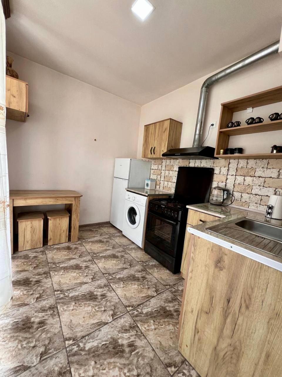 Guest House In ألافيردي المظهر الخارجي الصورة
